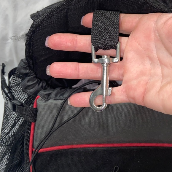 Like new Top Paw Front Pet Carrier Backpack - Picture 4 of 12